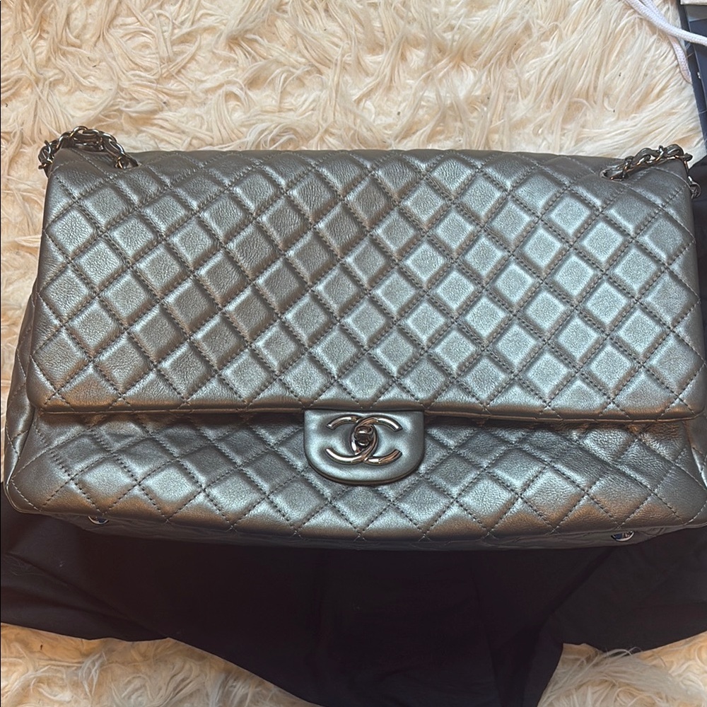 Chanel Silver Quilted Women's Bag